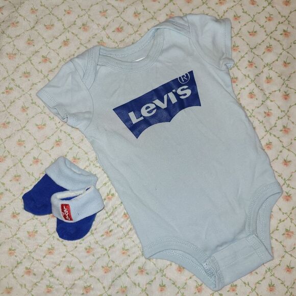 Levis Size 0-6 Months Blue Bodysuit Short Sleeves Onesie & Booties - Picture 1 of 3